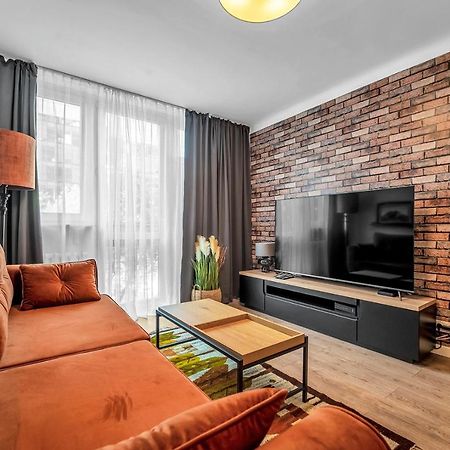 Aparthotel Grzybowska 9 Варшава Екстериор снимка